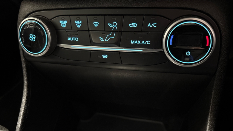 Ford Fiesta 1.0 EcoBoost Titanium 5dr Petrol Hatchback